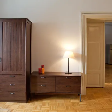 アパート Rezidenca Goga ノヴォ メスト